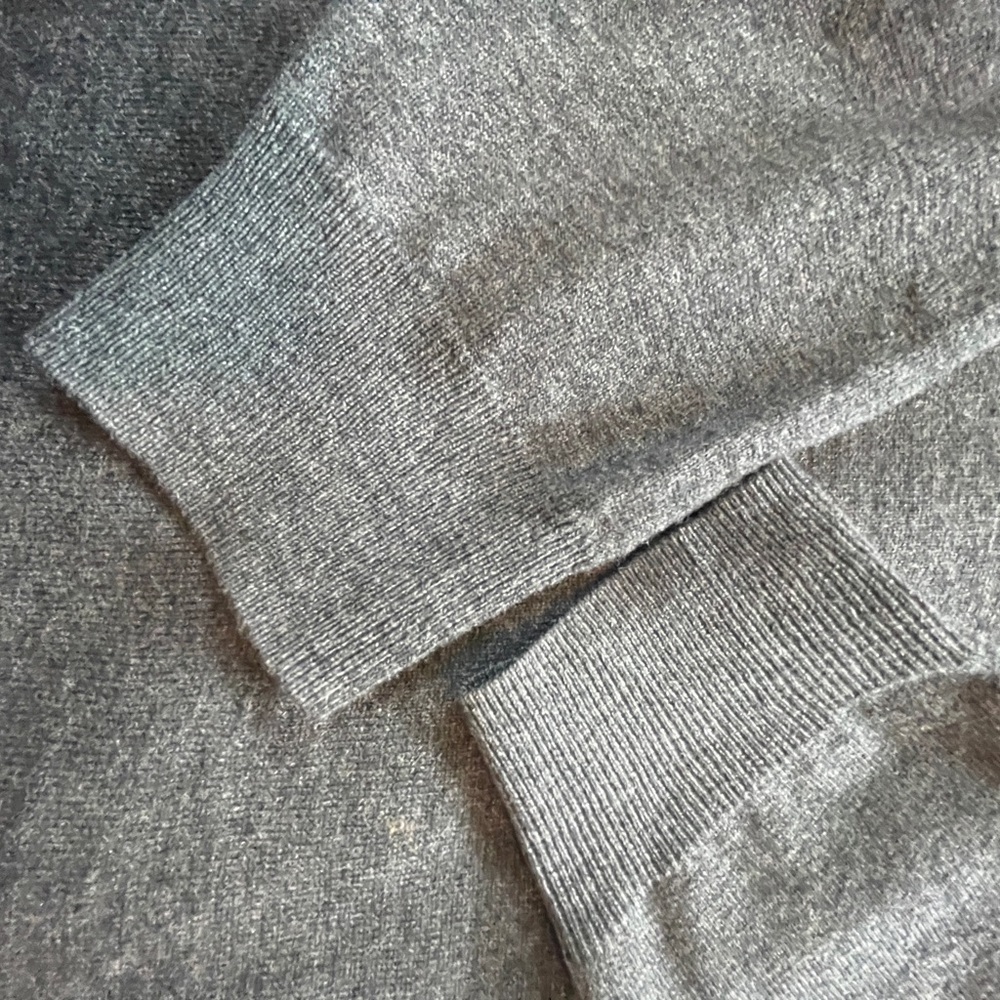R.M. Williams Men's 100% Wool Heather Gray Quarter-Zip Sweater size M - Picture 7 of 8